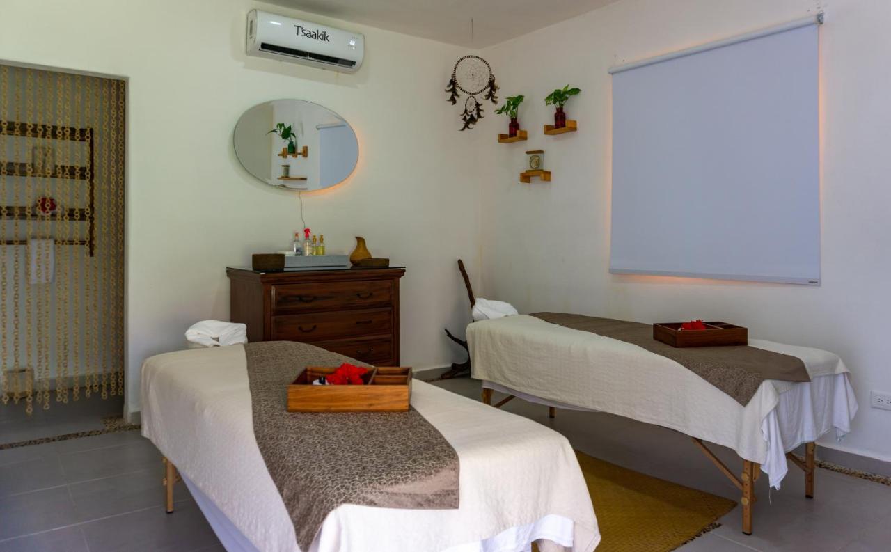 Tsaakik Jungle Hotel & Spa カンクン エクステリア 写真