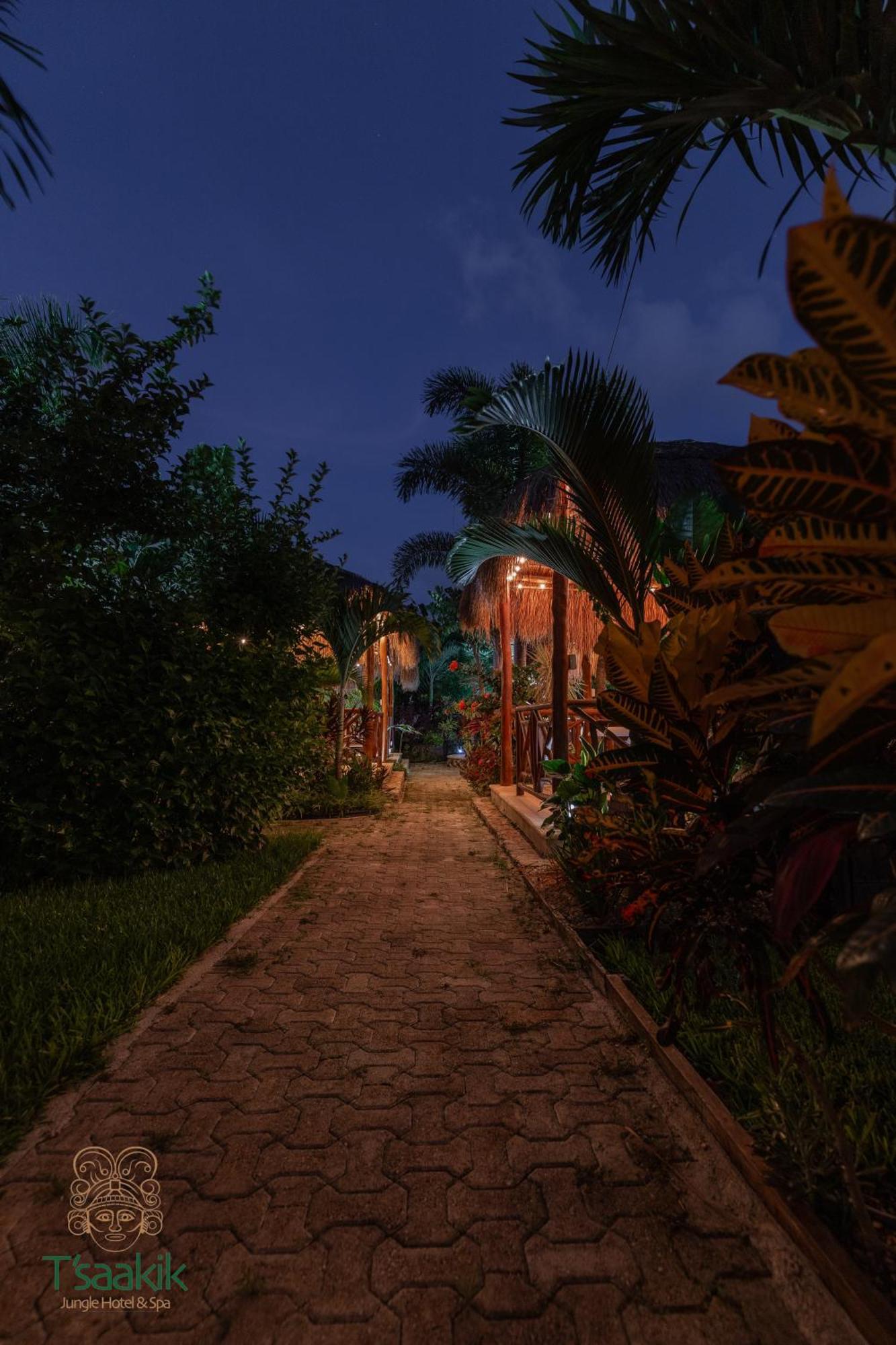 Tsaakik Jungle Hotel & Spa カンクン エクステリア 写真
